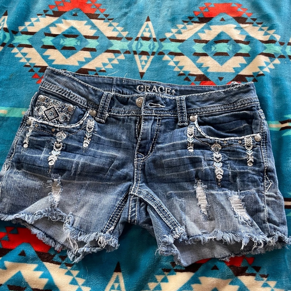 Grace in La Jean shorts
